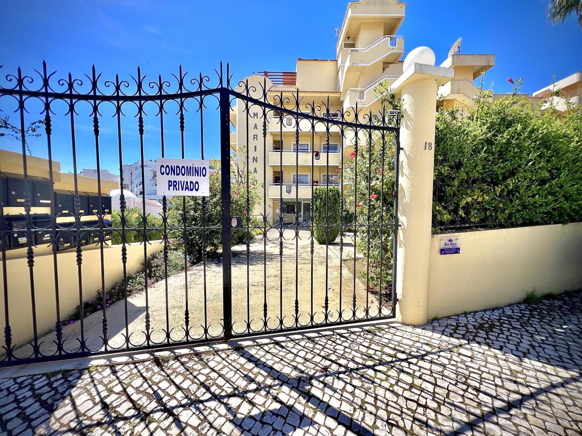 Marina Sol With Pool By Homing Appartement